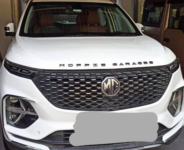 https://images10.gaadi.com/usedcar_image/4519649/original/298010d29356a5a00335c7af8d461010.jpg?imwidth=6400