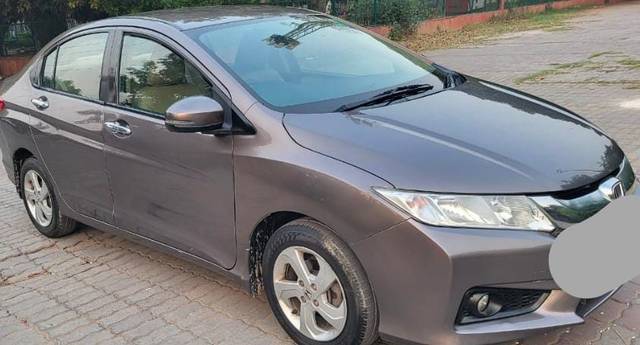 https://images10.gaadi.com/usedcar_image/4519656/original/af499c134ac5570cae7b0f6a44828943.jpg?imwidth=6400