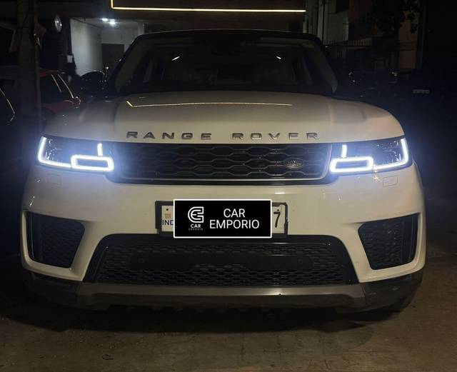 https://images10.gaadi.com/usedcar_image/4519663/original/37fc6fcf2f2021c478d666c2039cbc17.jpg?imwidth=6400