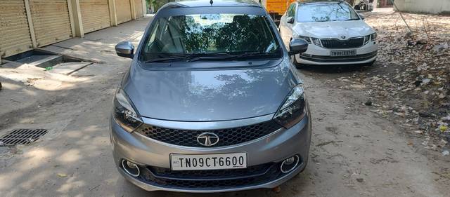 https://images10.gaadi.com/usedcar_image/4519671/original/5269fd74d5ded6a525eaf4f4c89a99fe.jpg?imwidth=6402