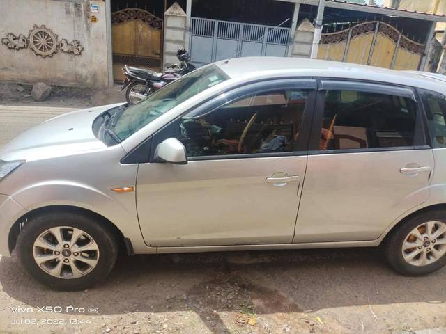 https://images10.gaadi.com/usedcar_image/4519672/original/processed_be59680e-1aa8-4b2a-bfba-31cdc76520a3.jpeg?imwidth=6400