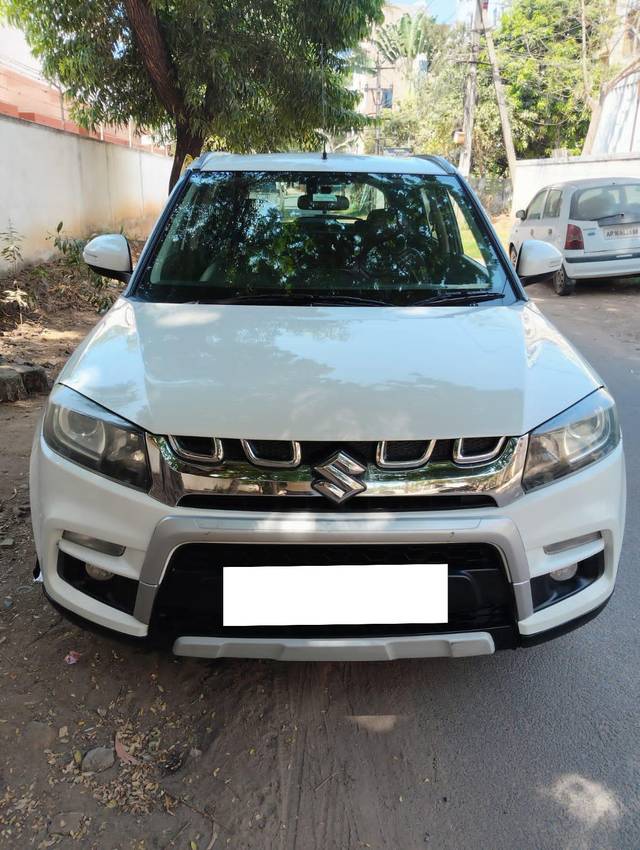 https://images10.gaadi.com/usedcar_image/4519731/original/processed_996d66a926cd4d14b6b2e4a7811b9e4a.jpg?imwidth=6402