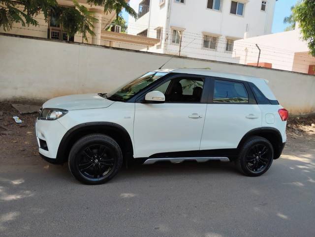 https://images10.gaadi.com/usedcar_image/4519731/original/processed_f692f26430eab89a16ee0cab2e8bdea5.jpg?imwidth=6400
