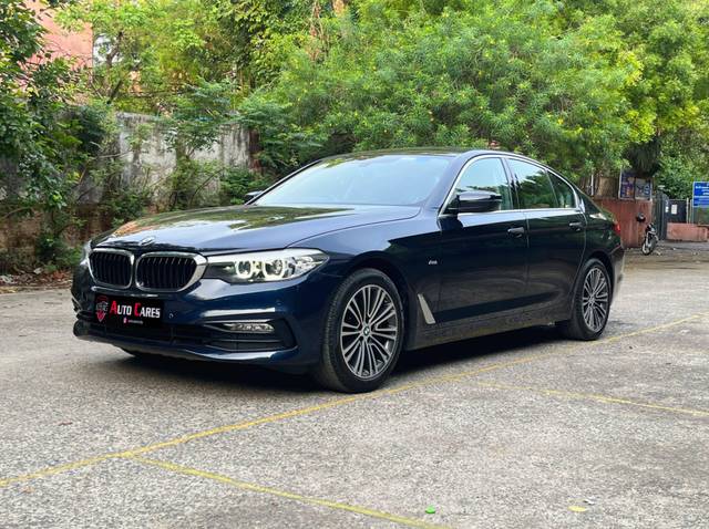 https://images10.gaadi.com/usedcar_image/4519737/original/processed_0be570691c3c639df09aa0013330ebc3.jpg?imwidth=6402