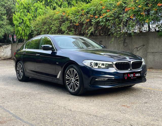 https://images10.gaadi.com/usedcar_image/4519737/original/processed_6ae1c03b3bb048a7476701ed443c8bfe.jpg?imwidth=6400