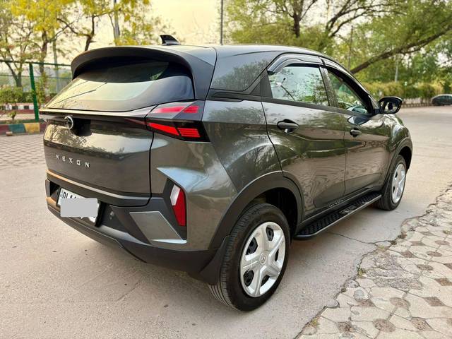 https://images10.gaadi.com/usedcar_image/4519742/original/processed_1eb44d61b34d3dd5c0025753c5bb16e6.jpg?imwidth=6402