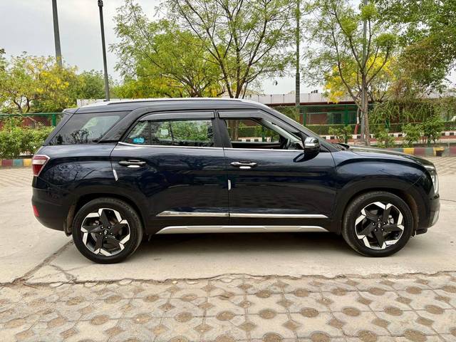 https://images10.gaadi.com/usedcar_image/4519746/original/processed_ca809946079c4d096165e1d7316120b7.jpg?imwidth=6401