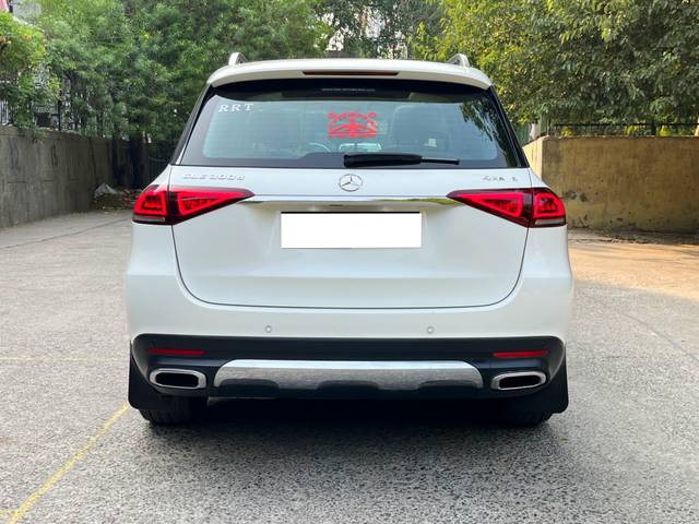 https://images10.gaadi.com/usedcar_image/4519750/original/processed_aadd322b0a4744150785d2fd6ef2b659.jpg?imwidth=6401