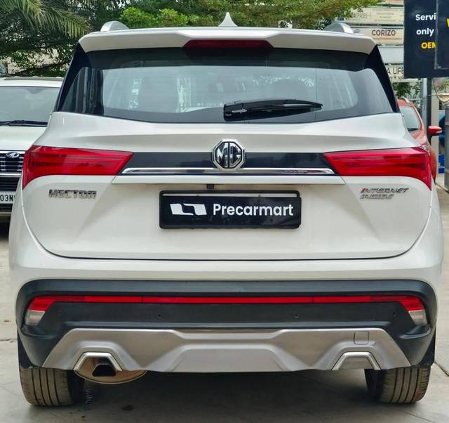 https://images10.gaadi.com/usedcar_image/4519752/original/processed_f6bc83dbb8a5ad340ef5049dc9d57da5.jpeg?imwidth=6402