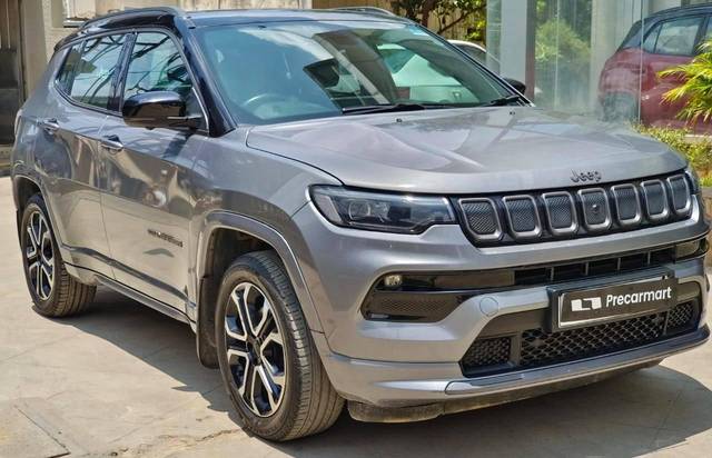 https://images10.gaadi.com/usedcar_image/4519763/original/processed_abeeddd2a42d7ef771f2b863fce60d9e.jpeg?imwidth=6400
