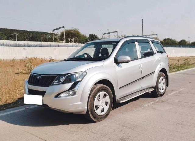 https://images10.gaadi.com/usedcar_image/4519768/original/processed_aee2e29ca0ea6602393314f1ecb2f177.jpg?imwidth=6402