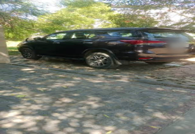 https://images10.gaadi.com/usedcar_image/4519777/original/6b58c8da-a0ff-4044-a3a4-141bc81985ba.?imwidth=6401