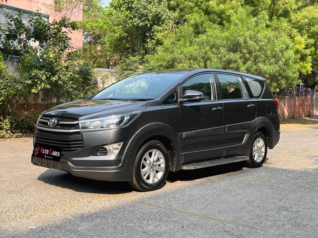 https://images10.gaadi.com/usedcar_image/4519783/original/1292f280bf852556a2b521416ef62a6e.jpg?imwidth=6402