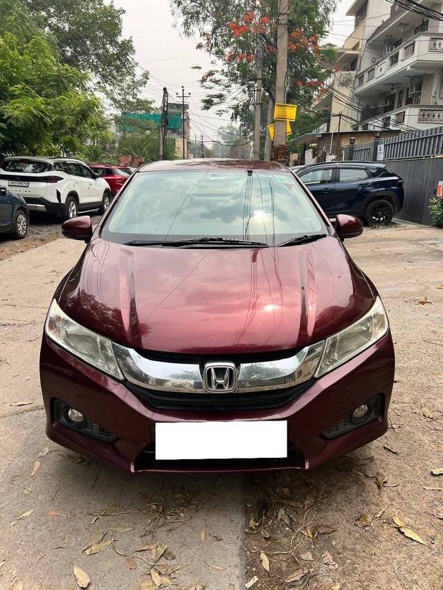 https://images10.gaadi.com/usedcar_image/4519785/original/processed_95db103f-0417-40d4-a1e1-02dc229cd393.jpg?imwidth=6400