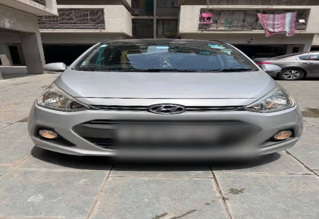 https://images10.gaadi.com/usedcar_image/4519805/original/aa08d88a-f6d4-4a70-8fbd-587262d75fcd.?imwidth=6400