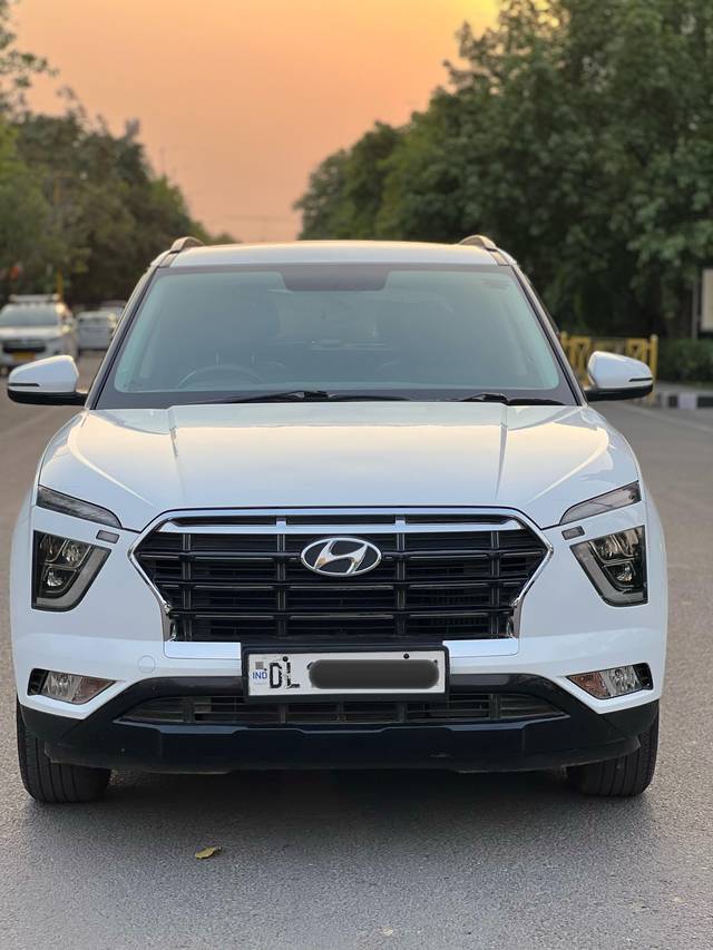 https://images10.gaadi.com/usedcar_image/4519852/original/c0a37cd09460638a2d7a4b9efbbefc8e.jpg?imwidth=6402