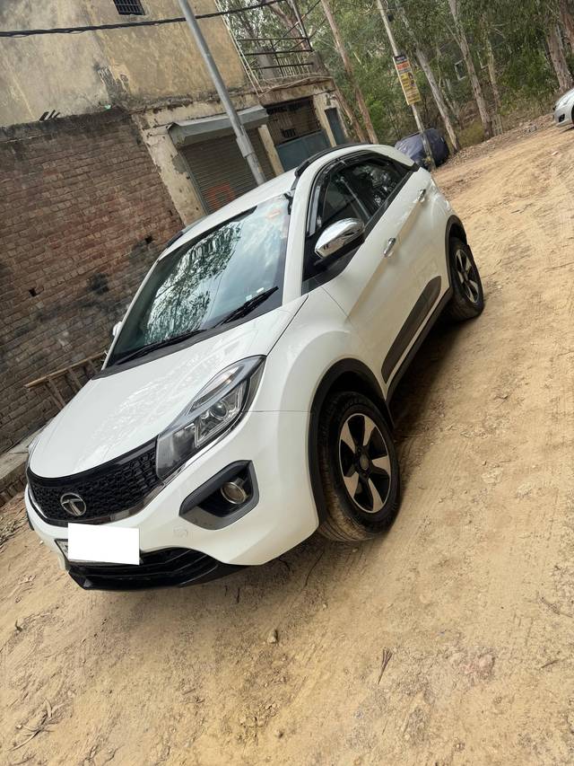 https://images10.gaadi.com/usedcar_image/4519867/original/processed_0547982685fac07cae117a65f7e45c2e.jpg?imwidth=6402