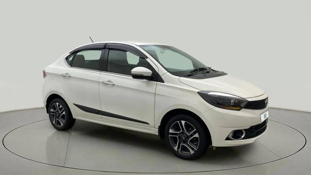 https://images10.gaadi.com/usedcar_image/4519886/original/77b8f253a1ff2c60b68e8e2ae1437e9e.jpg?imwidth=6400
