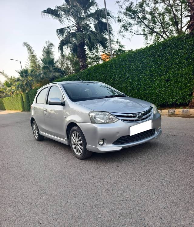 https://images10.gaadi.com/usedcar_image/4519891/original/processed_ac901adda5fed070d8d9cfe7e18066fa.jpg?imwidth=6400