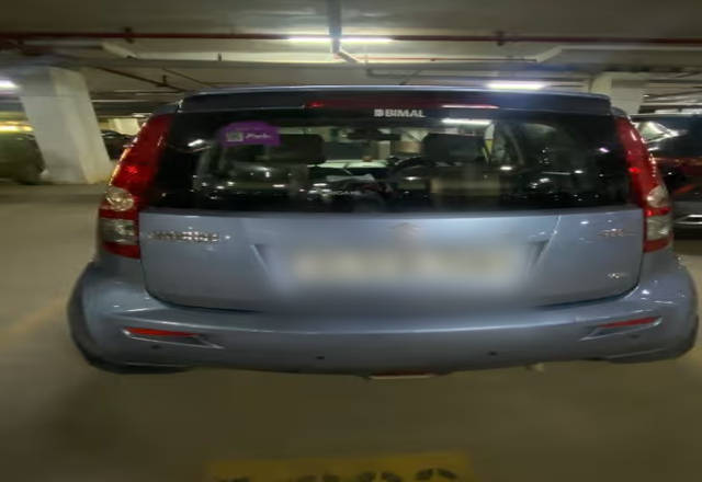 https://images10.gaadi.com/usedcar_image/4519896/original/4091ee20-9b2d-43db-9933-f39f1fc7b91f.?imwidth=6402