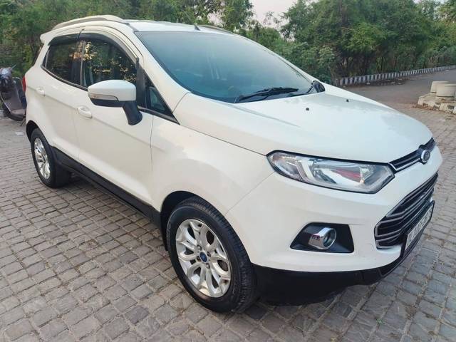 https://images10.gaadi.com/usedcar_image/4519900/original/processed_8848bf4826a566530ada10d3232a6a3c.jpg?imwidth=6400