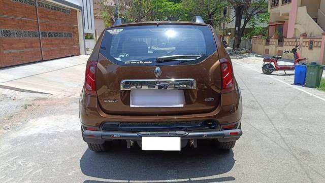 https://images10.gaadi.com/usedcar_image/4519907/original/processed_475b87d3f61c2fca538ccc304dd258a1.jpg?imwidth=6402