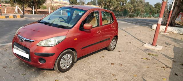 https://images10.gaadi.com/usedcar_image/4519948/original/processed_b8e45872a9a4e1e75ac930b9b33866c9.jpg?imwidth=6400