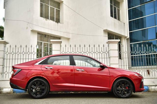 https://images10.gaadi.com/usedcar_image/4519975/original/processed_92615bcf7614145d1bb16b6fe30f2e99.jpg?imwidth=6401