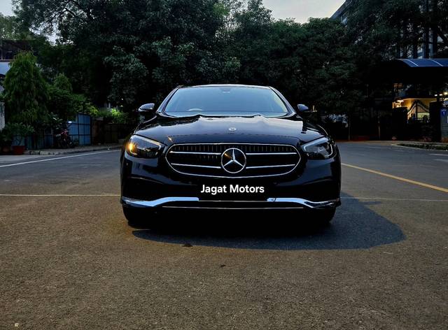 https://images10.gaadi.com/usedcar_image/4519976/original/9ee20bbff465daba8271bd7b647c5404.jpg?imwidth=6400