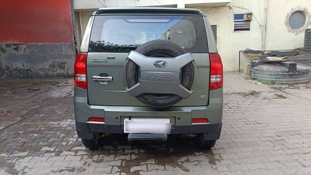 https://images10.gaadi.com/usedcar_image/4519977/original/processed_6f2647e8340e7416d54c65826a593040.jpg?imwidth=6402