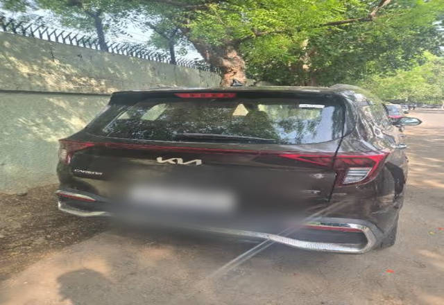 https://images10.gaadi.com/usedcar_image/4519988/original/f5246915-a9c6-4eb1-9e97-5e18aec6c71c.?imwidth=6400