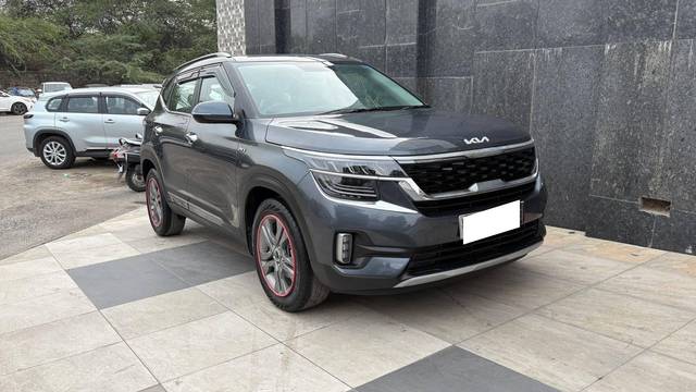 https://images10.gaadi.com/usedcar_image/4519998/original/processed_b2c588c3fbaf8b3105d4c86158b746d9.jpg?imwidth=6400
