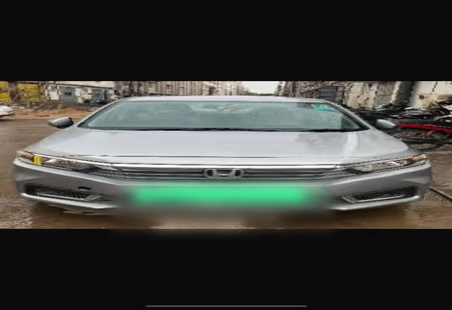 https://images10.gaadi.com/usedcar_image/4520003/original/59744b0f-59ae-49d7-8968-d5af5f4a73fa.?imwidth=6400