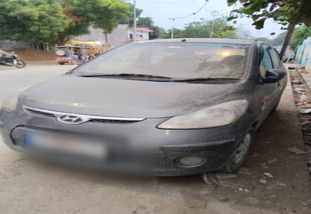 https://images10.gaadi.com/usedcar_image/4520009/original/fff37a22-2c2c-4cab-9a21-f42f5c6cf0ae.?imwidth=6400