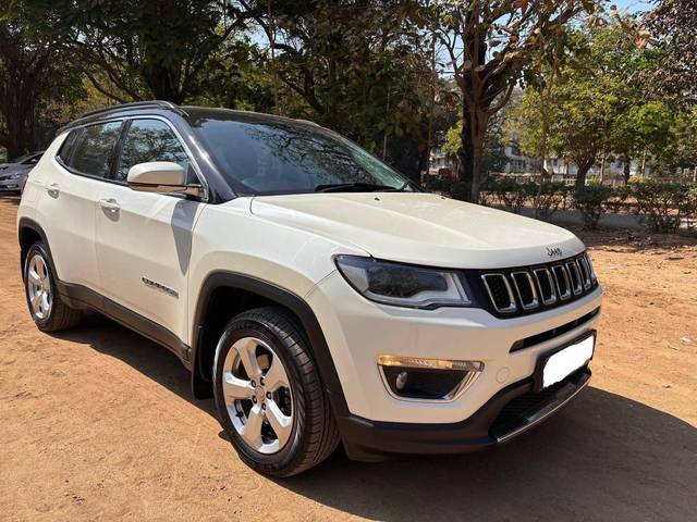 https://images10.gaadi.com/usedcar_image/4520019/original/processed_ceed0a336ee823823898303357b93ea5.jpg?imwidth=6400