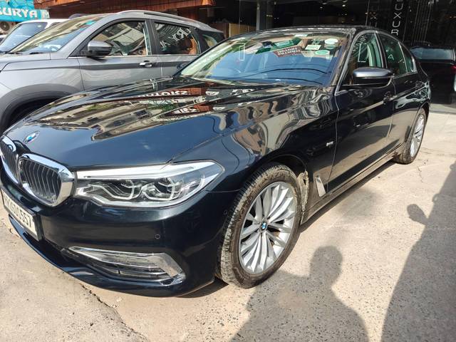 https://images10.gaadi.com/usedcar_image/4520026/original/processed_a5c4c842f54a2a43b8411ee80a2b25de.jpg?imwidth=6401