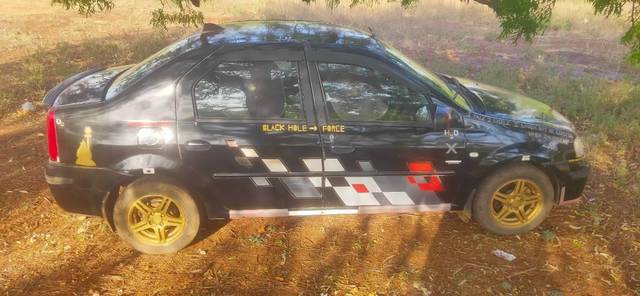 https://images10.gaadi.com/usedcar_image/4520040/original/processed_ba2707bc-98c1-4418-8d63-f0662632a5a8.jpg?imwidth=6401