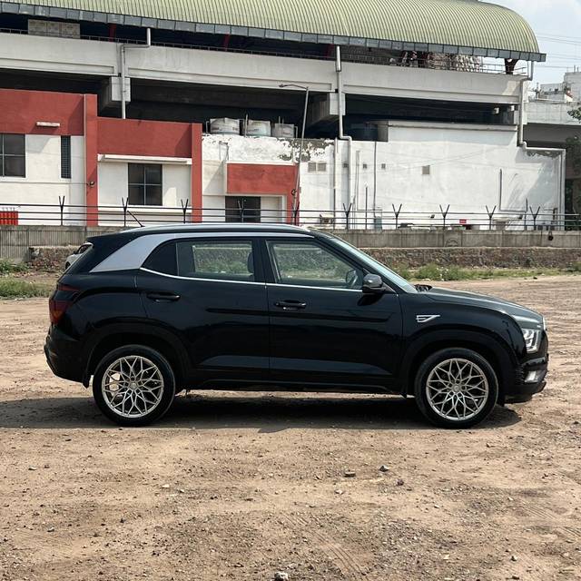 https://images10.gaadi.com/usedcar_image/4520091/original/d894ee8a46d8a8fb223d125c754b84ed.jpg?imwidth=6401