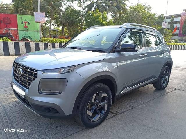 https://images10.gaadi.com/usedcar_image/4520109/original/processed_c4e888967acb15e575338239f839fc9c.jpeg?imwidth=6400