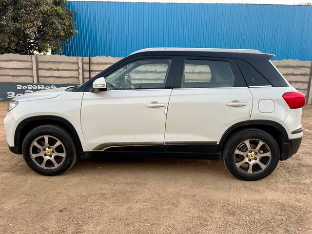 https://images10.gaadi.com/usedcar_image/4520112/original/processed_d08c9c41-e835-49ab-9d92-739a3894ce03.jpg?imwidth=6402