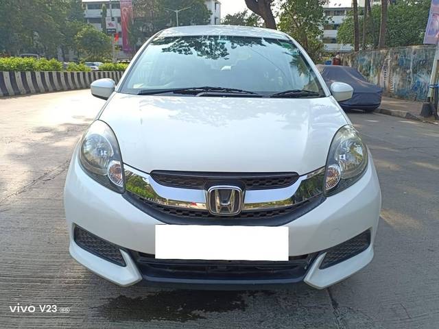 https://images10.gaadi.com/usedcar_image/4520113/original/processed_ccf6a77de645ec5558d1c59708df5eea.jpeg?imwidth=6402
