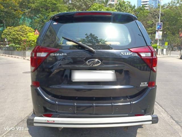https://images10.gaadi.com/usedcar_image/4520121/original/processed_69be9b4a66deeebc80861d08afeda206.jpeg?imwidth=6401