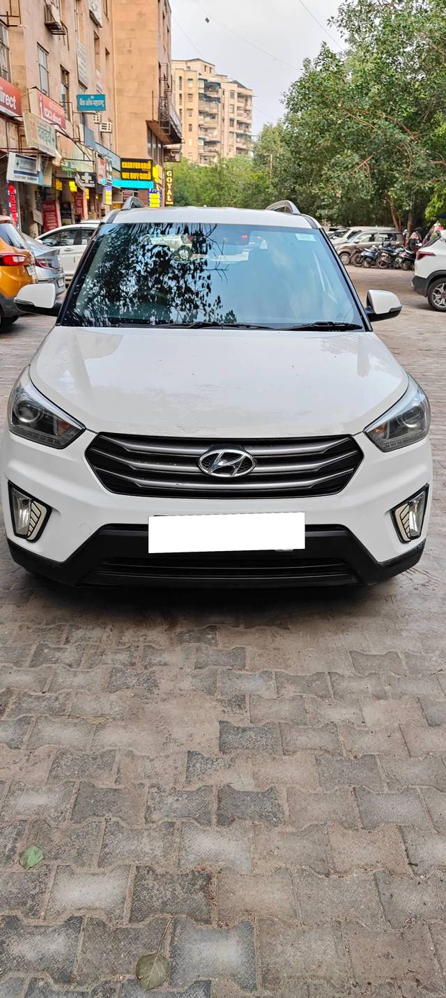 https://images10.gaadi.com/usedcar_image/4520124/original/processed_9b567005ee55abe2de3174ff389c5262.jpg?imwidth=6402