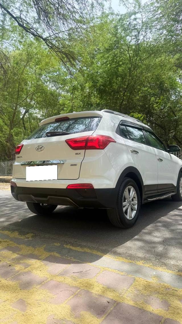 https://images10.gaadi.com/usedcar_image/4520144/original/processed_2527523003594bf704868554b90f4d60.jpg?imwidth=6402