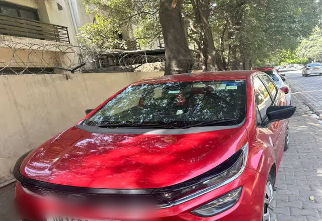 https://images10.gaadi.com/usedcar_image/4520145/original/d5a474cc-a236-451a-b809-eec40f3fa39d.?imwidth=6400