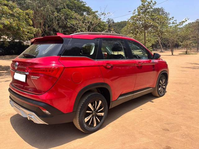 https://images10.gaadi.com/usedcar_image/4520146/original/processed_f7d359f15bf73af8c2dc80a9375eb891.jpg?imwidth=6402