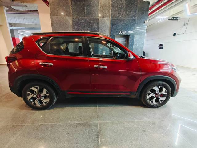 https://images10.gaadi.com/usedcar_image/4520223/original/processed_2fa2f359aaec20feaac3c29001bae7b8.jpg?imwidth=6401