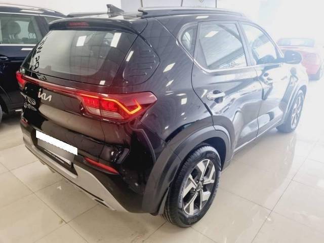 https://images10.gaadi.com/usedcar_image/4520224/original/processed_4e0ec285bfb8fd44d6e8ff35ec7dac81.jpg?imwidth=6402