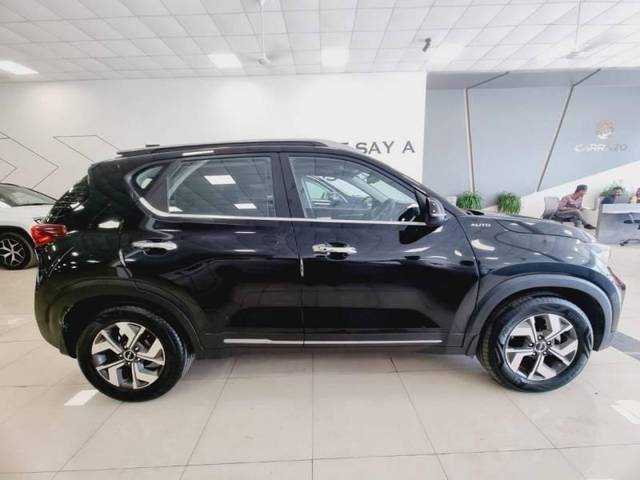 https://images10.gaadi.com/usedcar_image/4520224/original/processed_e98492400ddb2bbd9b72bd27f24fcf14.jpg?imwidth=6401