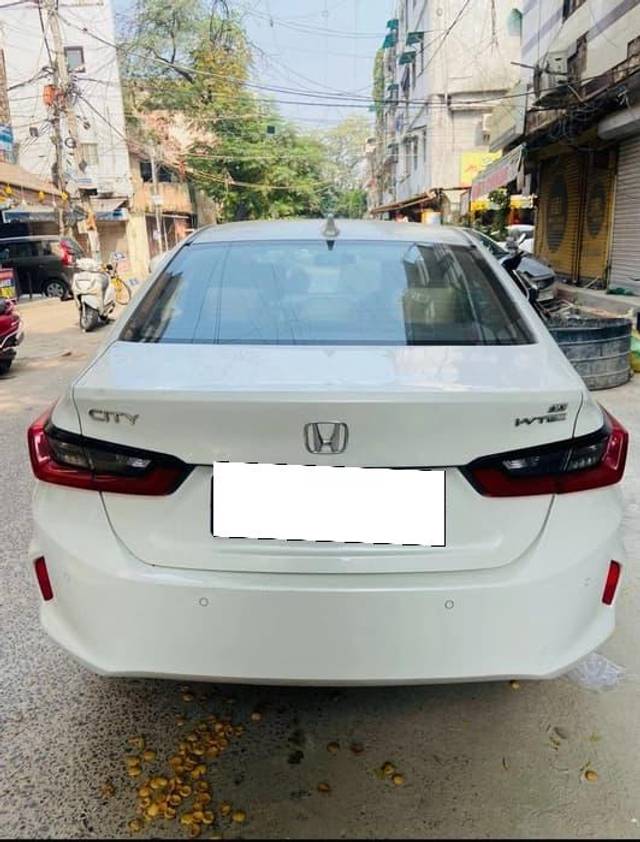 https://images10.gaadi.com/usedcar_image/4520245/original/processed_5e1cc7d17253fa4c2ef352016edc8419.jpg?imwidth=6402